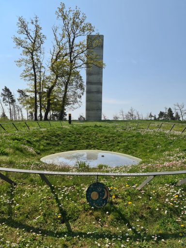 Am Fundort der Himmelsscheibe von Nebra